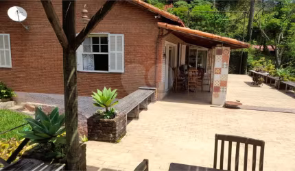 Casa com 3 quartos à venda em Araras - RJ