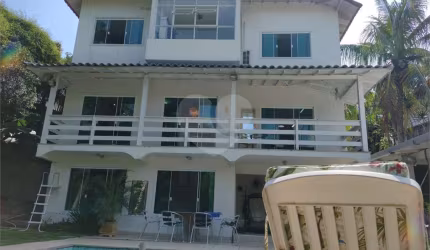 Condomínio com 4 quartos à venda em Mata Paca - RJ