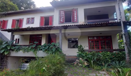 Condomínio com 4 quartos à venda em Piratininga - RJ