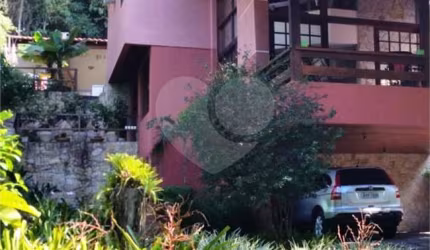 Condomínio com 4 quartos à venda em Badu - RJ