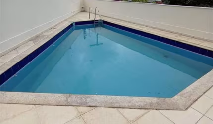 Casa com 4 quartos à venda em São Francisco - RJ
