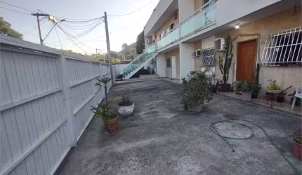 Sobrado com 2 quartos à venda em Colubande - RJ