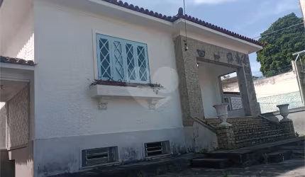 Casa com 4 quartos à venda em Mutuá - RJ