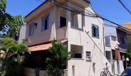 Casa de vila com 2 quartos à venda em Fonseca - RJ
