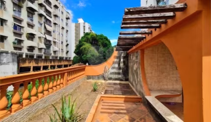 Casa de vila com 4 quartos à venda em Ingá - RJ