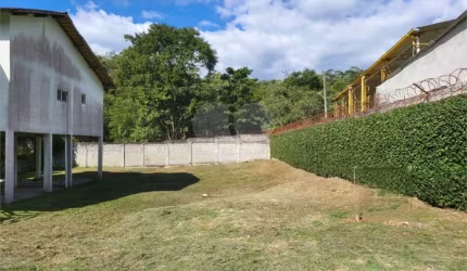 Terreno à venda em Rio Do Ouro - RJ