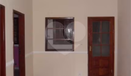 Casa de vila com 6 quartos à venda em Santa Rosa - RJ