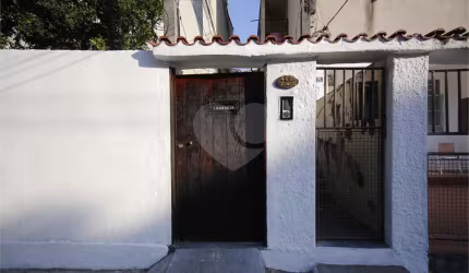 Casa de vila com 3 quartos à venda em Santa Rosa - RJ