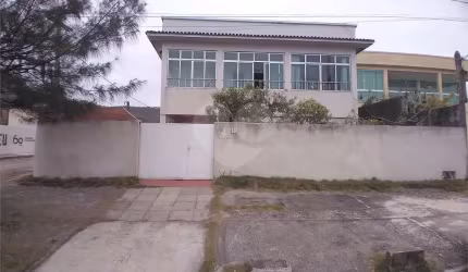 Casa com 4 quartos à venda em Piratininga - RJ