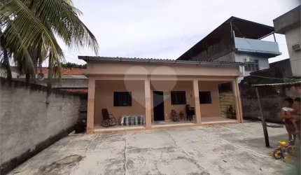 Casa com 3 quartos à venda em Trindade - RJ
