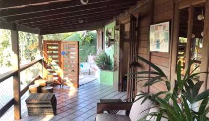 Condomínio com 3 quartos à venda em Mata Paca - RJ