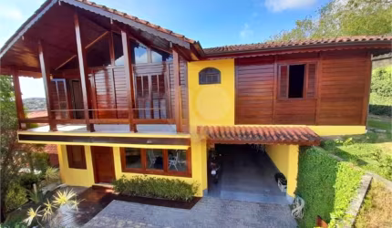 Condomínio com 3 quartos à venda em Badu - RJ