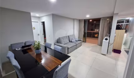 Apartamento com 2 quartos à venda em Icaraí - RJ