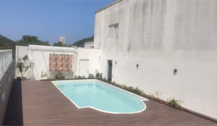 Cobertura com 2 quartos à venda em Itaipu - RJ