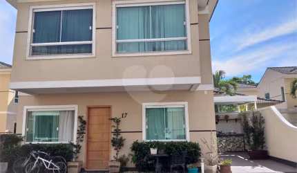 Condomínio com 3 quartos à venda em Serra Grande - RJ