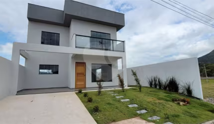 Casa com 3 quartos à venda em Ubatiba - RJ