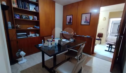 Salas à venda em Icaraí - RJ