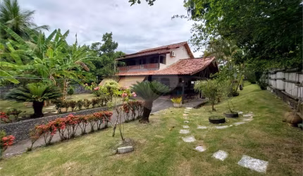 Casa com 2 quartos à venda em Cajueiros (itaipuaçu) - RJ