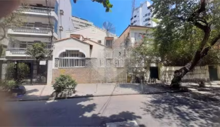 Casa com 3 quartos à venda em Icaraí - RJ