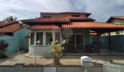 Condomínio com 5 quartos à venda em Ponta Grossa - RJ