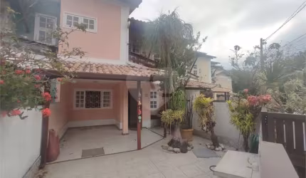 Casa com 3 quartos à venda em Piratininga - RJ