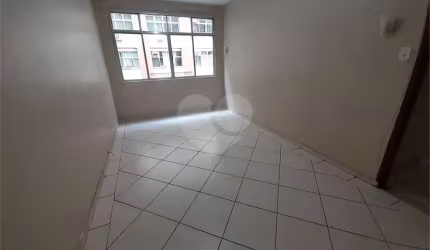 Apartamento com 2 quartos à venda em Icaraí - RJ