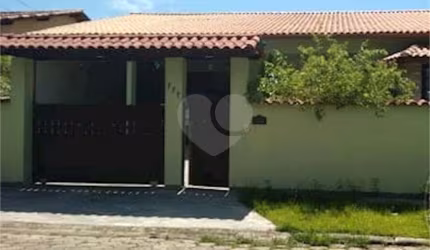 Condomínio com 3 quartos à venda em Ponta Grossa - RJ