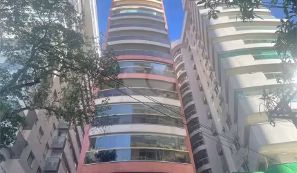 Apartamento com 2 quartos à venda em Icaraí - RJ