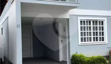 Condomínio com 3 quartos à venda em Mata Paca - RJ