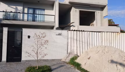 Casa com 4 quartos à venda em Itaipu - RJ