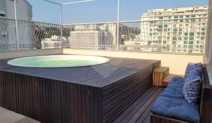 Cobertura com 2 quartos à venda em Icaraí - RJ