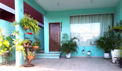 Casa com 4 quartos à venda em Piratininga - RJ