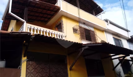 Casa de vila com 3 quartos à venda em Colubande - RJ