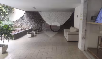 Apartamento com 3 quartos à venda em Icaraí - RJ
