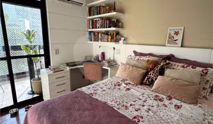 Apartamento com 4 quartos à venda em Vital Brazil - RJ