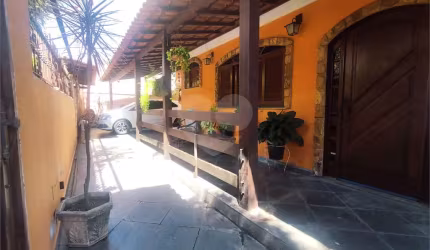 Casa com 4 quartos à venda em Santana - RJ
