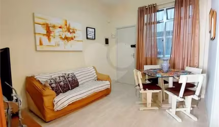 Apartamento com 2 quartos à venda em Centro - RJ