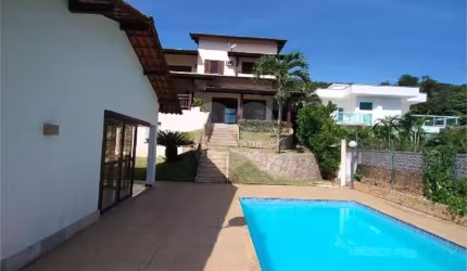 Condomínio com 5 quartos à venda em Engenho Do Mato - RJ