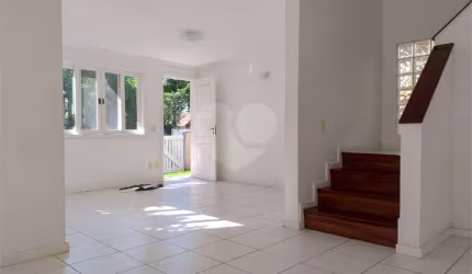 Casa com 3 quartos à venda em Piratininga - RJ