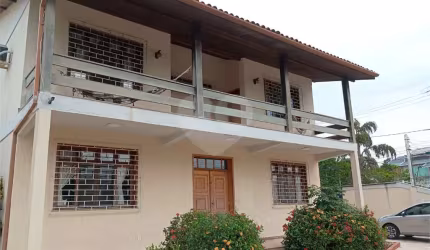 Casa com 4 quartos à venda em Camboinhas - RJ