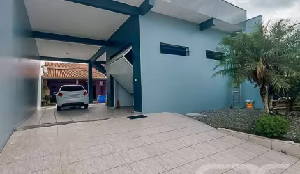 Casa | Joinville | Adhemar Garcia