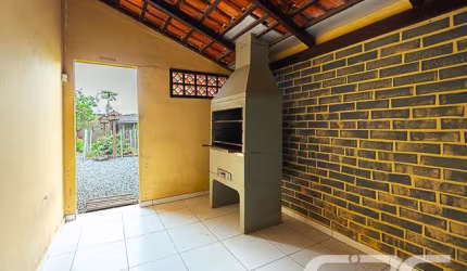 Casa | Joinville | Paranaguamirim