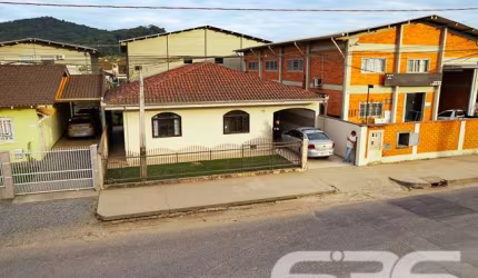Casa | Joinville | Jardim Sofia