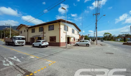 Comercial | Joinville | Pirabeiraba Centro