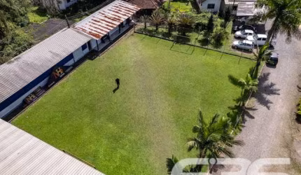 Comercial | Araquari | Centro
