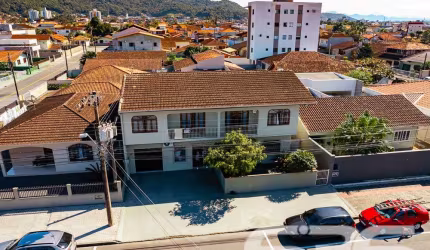 Casa | Joinville | Iririú