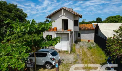 Casa | Balneário Barra do Sul | Salinas