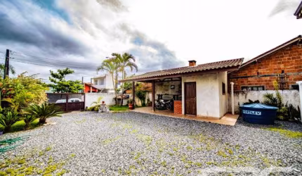 Casa | Joinville | Paranaguamirim