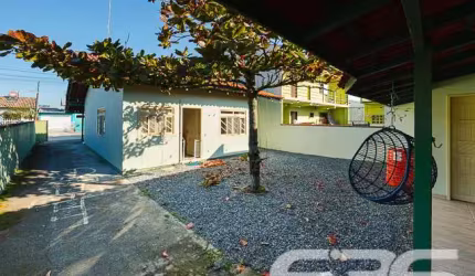 Casa | Balneário Barra do Sul | Costeira