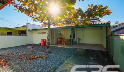 Casa | Balneário Barra do Sul | Costeira